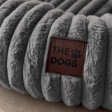 Cama tipo dona para perro | borde alto, base antideslizante